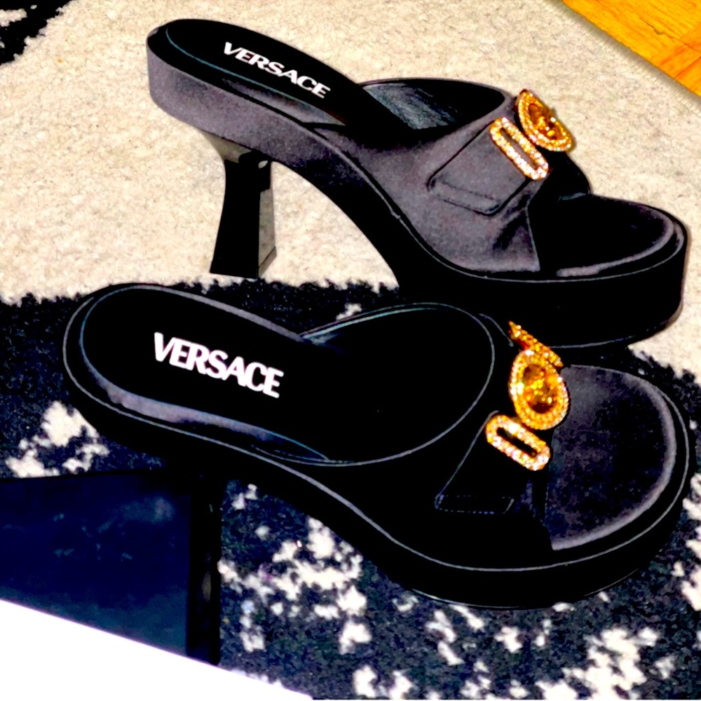 Versace Medusa Biggie Crystal Mules. Brand New wTags and Authentication cards.